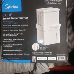 Midea Cube  Dehumidiffier