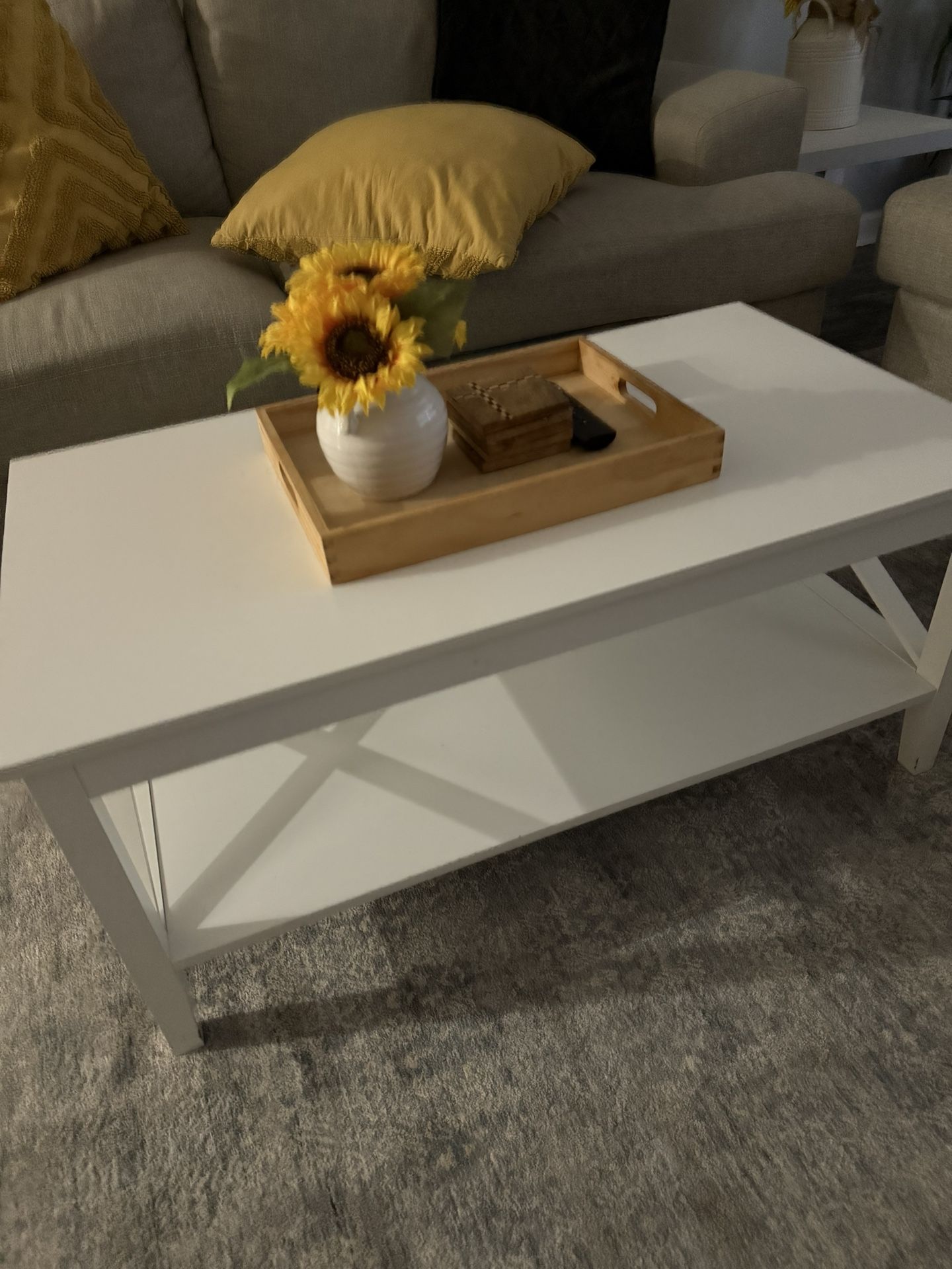 Coffee Table With Two Matching End Tables