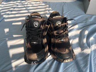 Balenciaga Black Runners Authentic