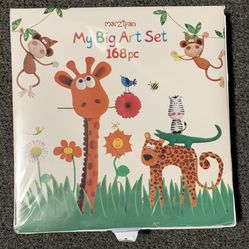 New art set - missing little scissors 