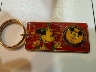 Official Disneyana Convention Mickey Mouse Keychain - Disneyland