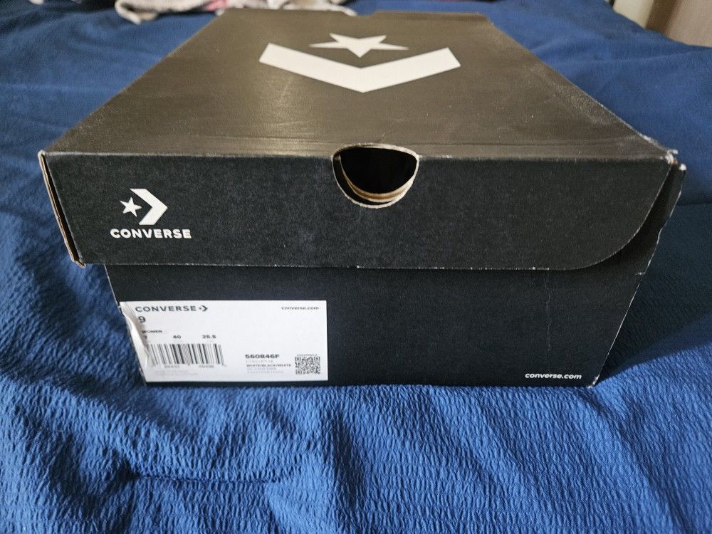 Brand: Converse
4.7
4.7 out of 5 stars
(12,922)
Converse Chuck Taylor All Star Lift Women's Lace Up Canvas Sneaker
