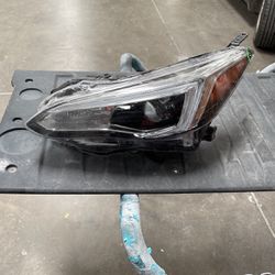 2018-2023 Subaru Crosstrek Left Headlight