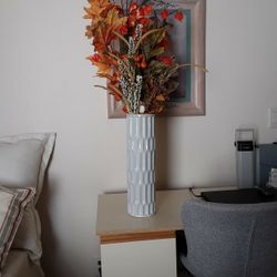 Flower Arrangment with Vase