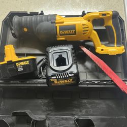 Dewalt 18v XRP Reciprocating Saw With Battery And Charger