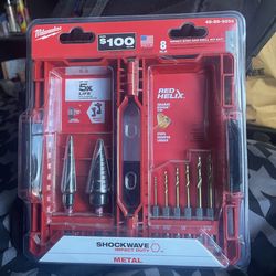 Milwaukee drill set