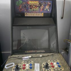 Capcom Marvel Super Heroes Arcade Cabinet