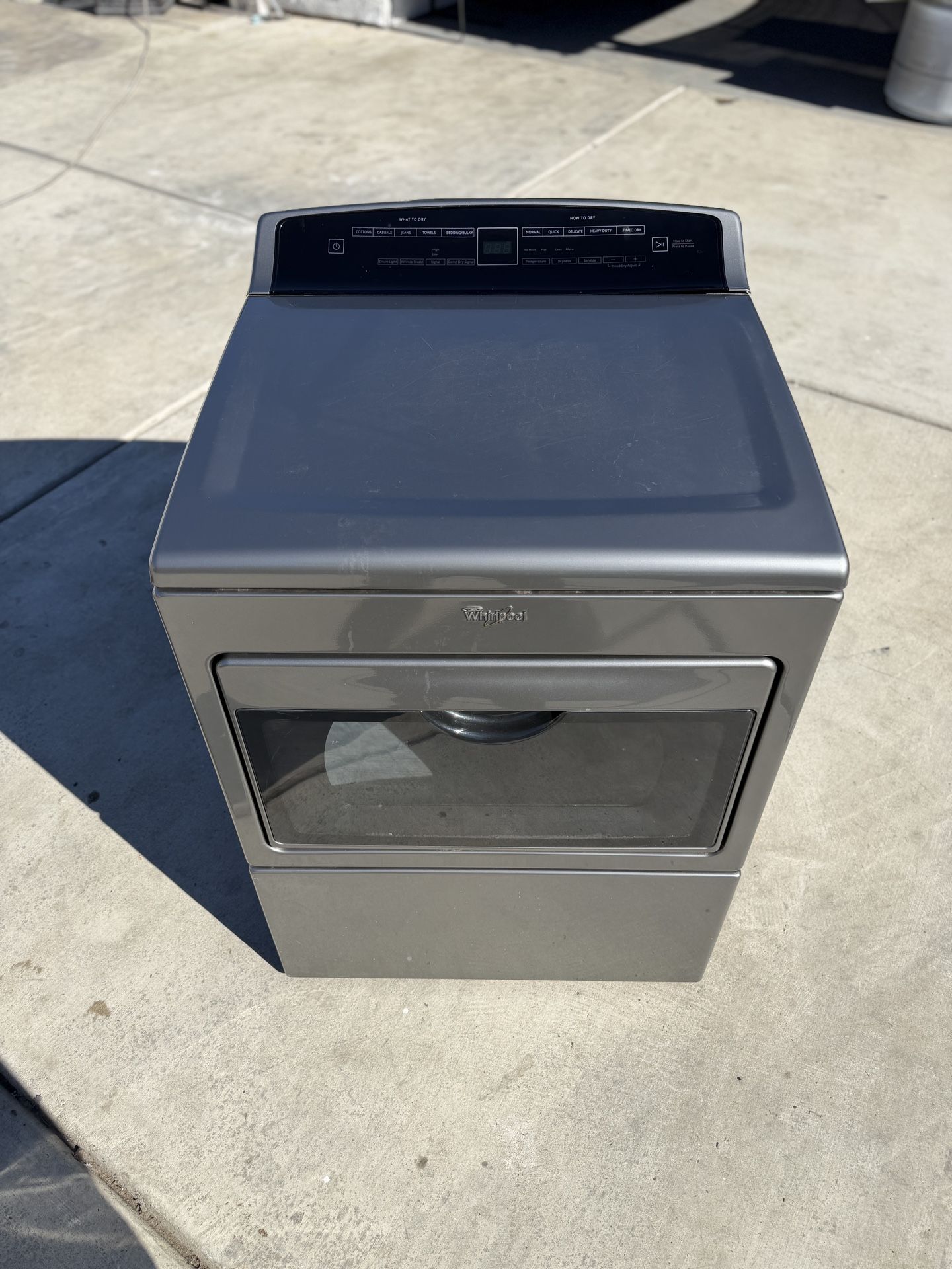 Whirlpool Gas Dryer • Free Local Delivery 