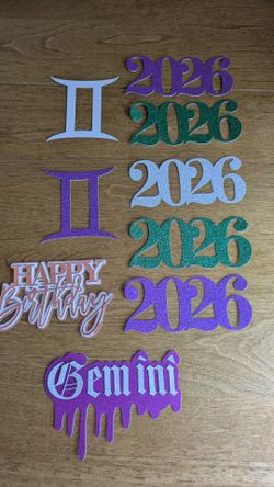 Custom cake toppers ( ready in 20 min )