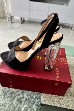 Women’s shoes