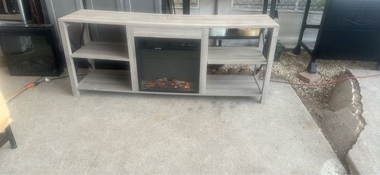 Mesita con chimenea