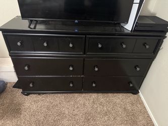 Full size bedroom set with mattress