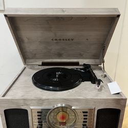New Crosley Record Player, Radio, Cassette, CD And Bluetooth 