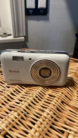 Kodak 8.0 Megapixel Compact Digital Camera