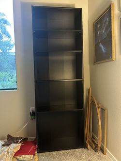 bookshelf