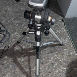 SLIK Video Master Deluxe (3 Section Tripod)
