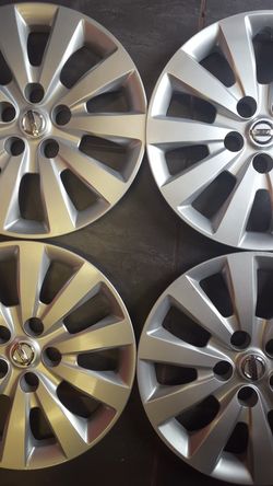 Nissan sentra cheap hubcaps 2018