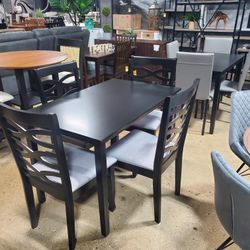 Small 5 PC Dining Set With 4 Black Chairs Fabric Seats (New)
