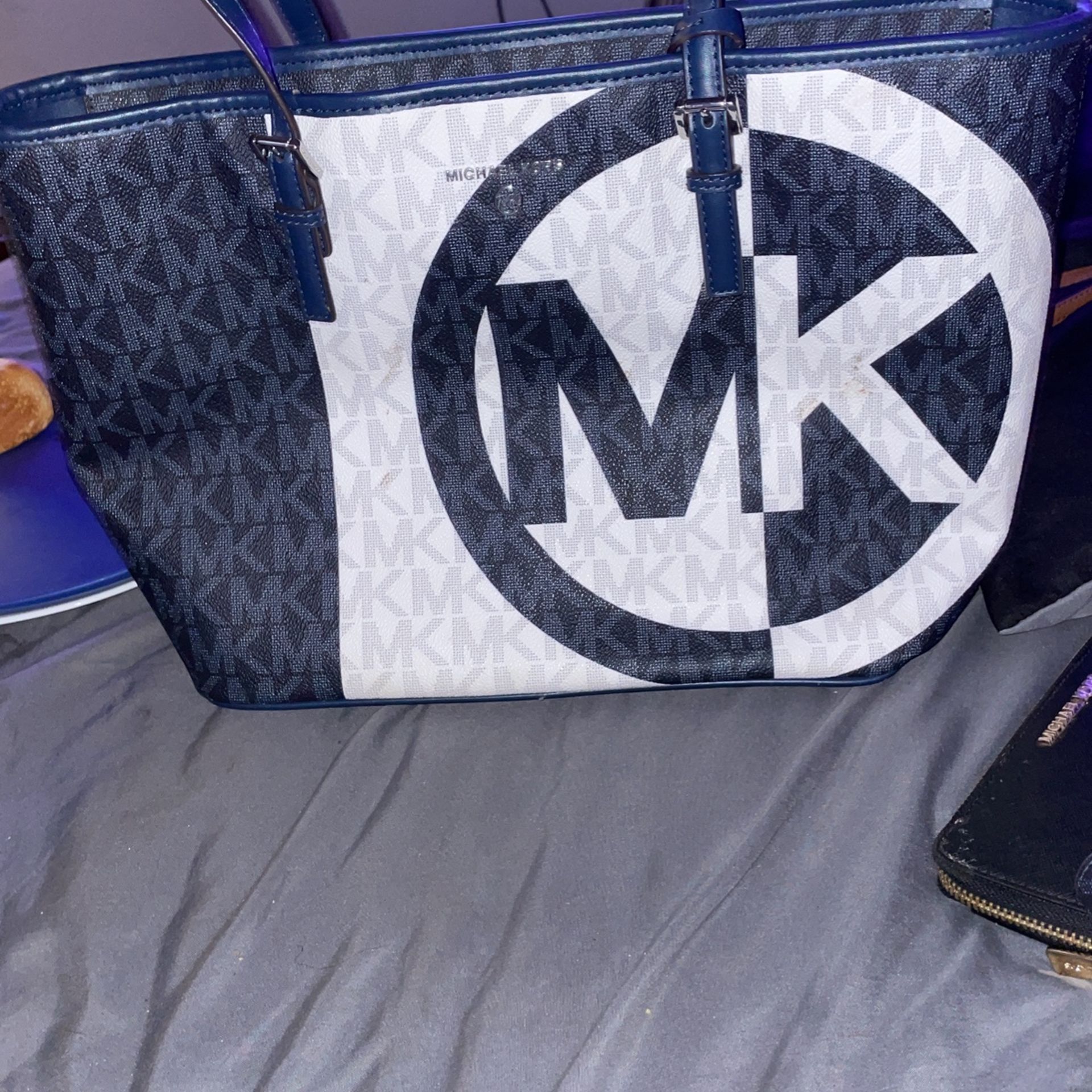 Michael Kors purse