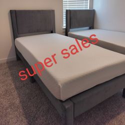 Twin Size Bed 