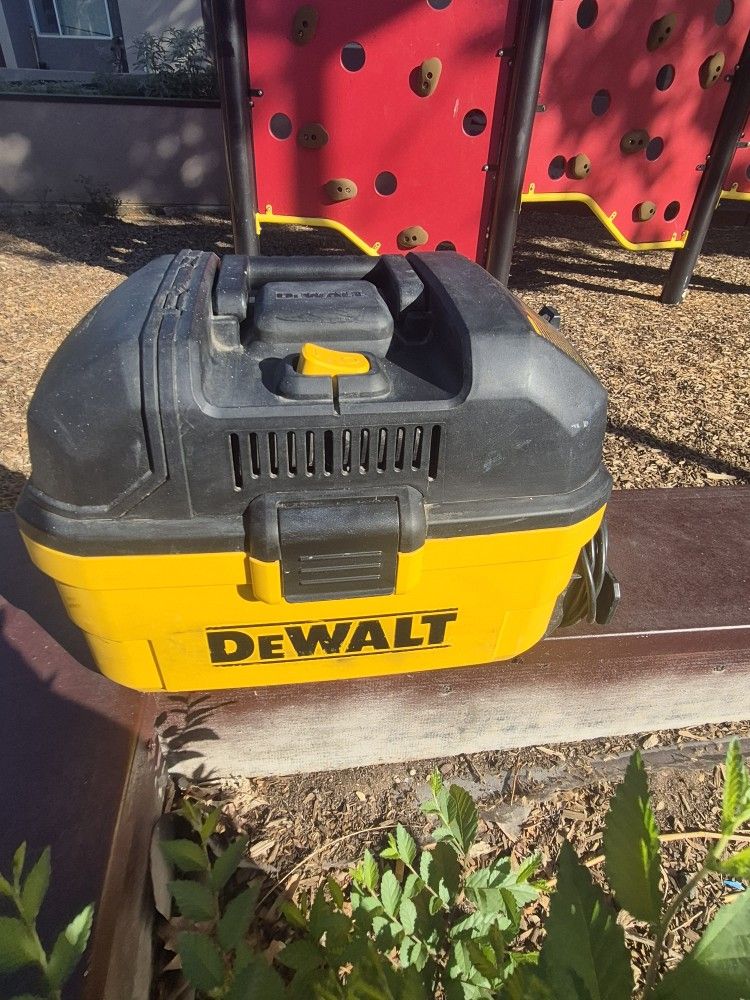 Shop Vac And Leaf Blower