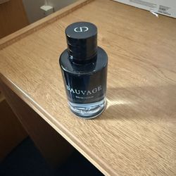 Dior Sauvage Eau De Parfum