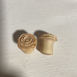Wooden Flower Plugs 00