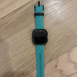 Garmin Bounce – Kids Smartwatch w/ GPS 