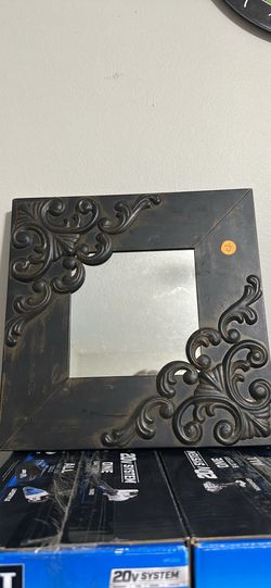 Square Mirror