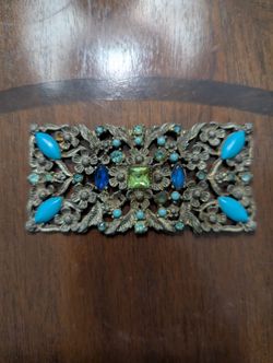 Turquoise Beaded Broche With No Back