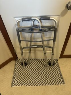 Nice walk in excellent condition as in 20