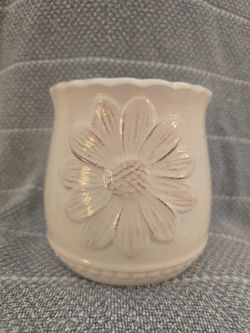Pottery cups