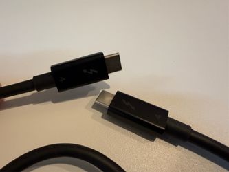 USB-C cable Thunderbolt 4 1m