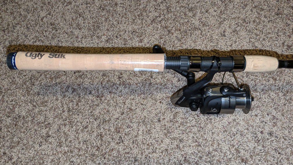 Ugly Stik Intercoastal Graphite 7' Medium Rod & Reel by Shakespeare for  Sale in Sherwood, OR - OfferUp