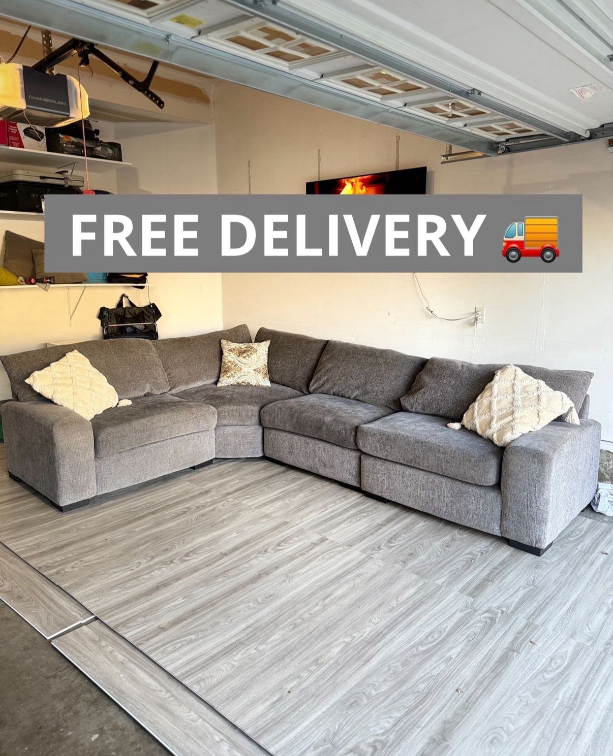 Large Gray Sectional Couch ๐๏ธ- FREE DELIVERY ๐