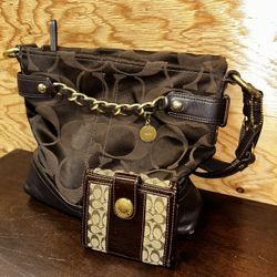 Coach Signature Wallet & Shoulder Bag Set 