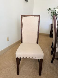 8 dinning chairs