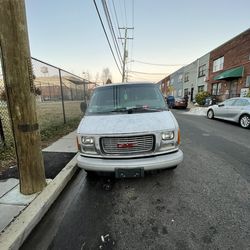 2000 GMC Savana
