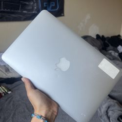 Macbook Air