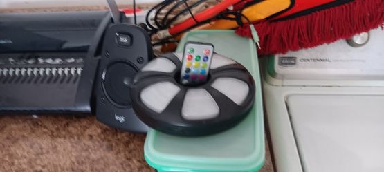 Music Box With Colars and Remote 