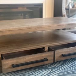 Farmhouse/rustic coffee table with drawers