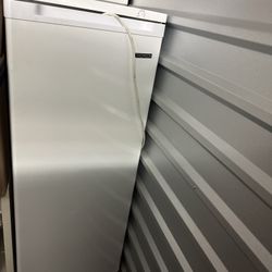 Thomson Stand Up Deep Freezer