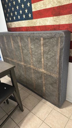 Full-size boxspring FREE