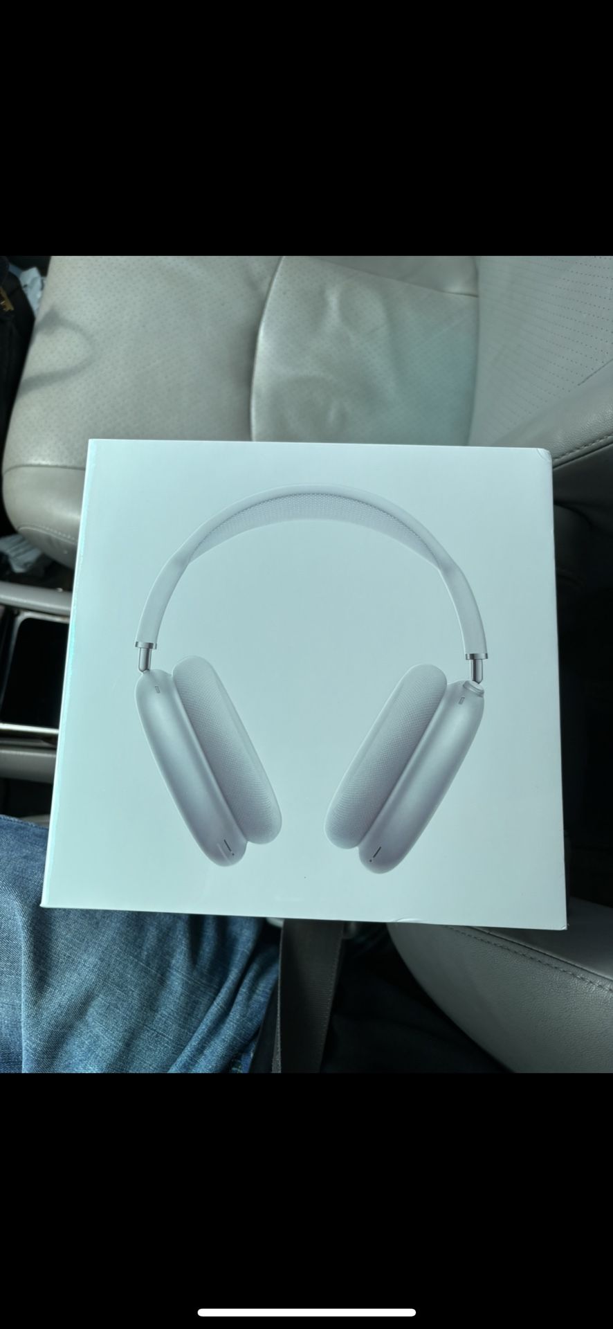 AirPods Max (white, Red, Black