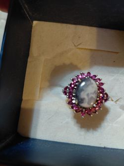 Pretty ring