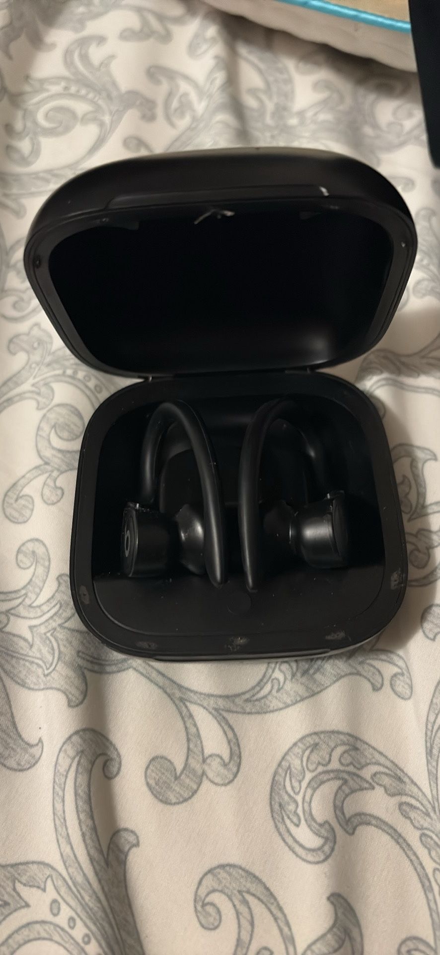 Bluetooth Beats Headphones