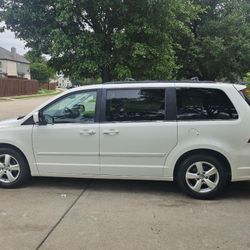 2011 Volkswagen Routan