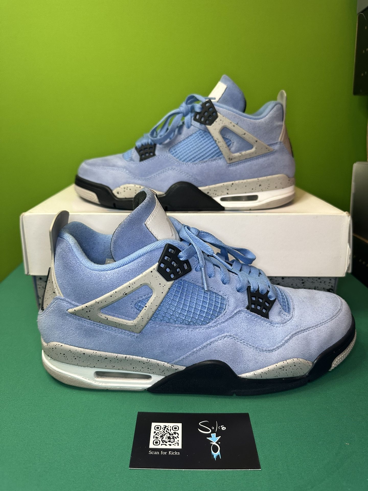 Air Jordan 4 Retro “University Blue” USED SUPER CLEAN Size 11 OG ALL CT8527-400