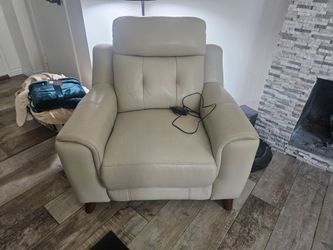 Reclining sofa and chair