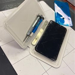 iPhone X & Xr Brand LCD With Installation Or Replacement
